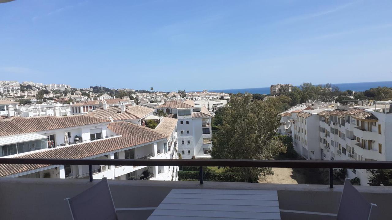 Apartamento- Atico En Mijas Costa , Con Piscina. Sitio de Calahonda Exterior photo